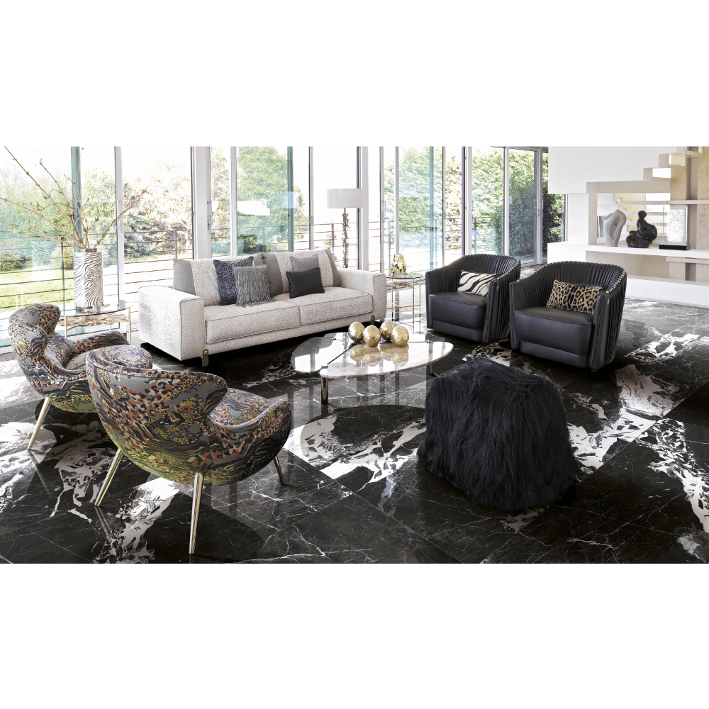 ROBERTO CAVALLI／RIZZOLI 969x1200.jpg