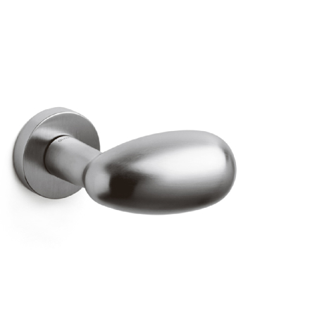 Uovo Satin Chrome Handle