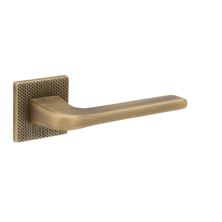 Mértola Waterfall Lever Handle, Matte Antique Brass