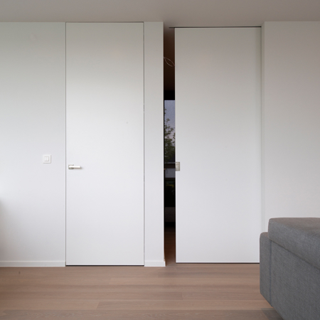 Flush with Wall Modern Interior Door Filo Muro Pure Ash White